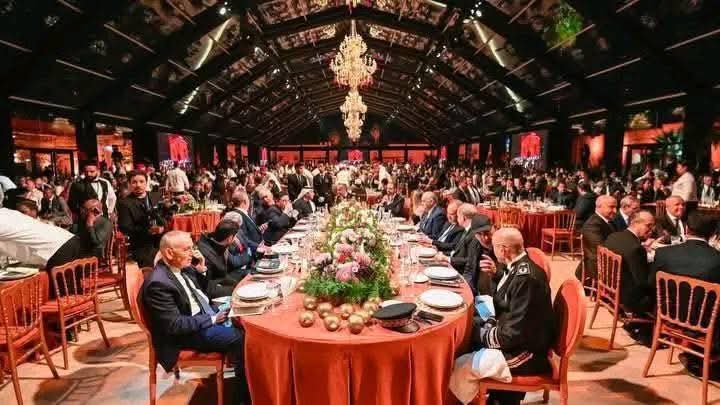 FB_IMG_1764195691869 مأدبة عشاء رسمية بقصر البديع تكريماً لضيوف مؤتمر الأنتربول بمراكش