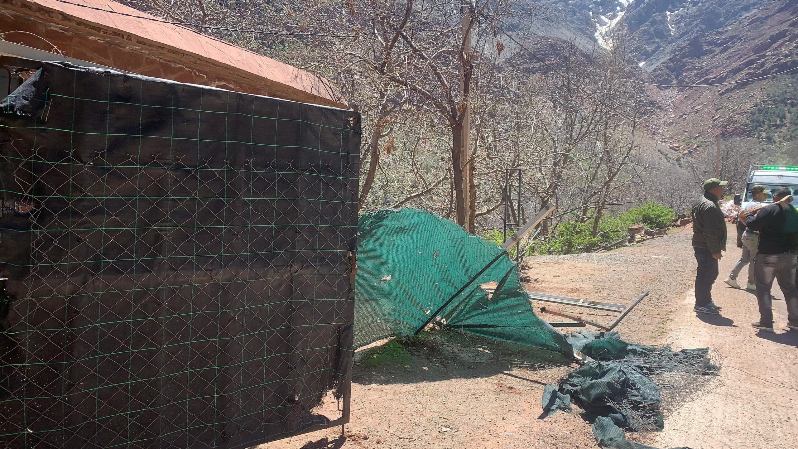 IMG-20260415-WA0018-1-scaled حركة ميدانية تقودها السلطة المحلية بقيادة ستي فاطمة بتنظيم العمومي ومواكبة الاوراش التربوية بجماعة اوكايمدن